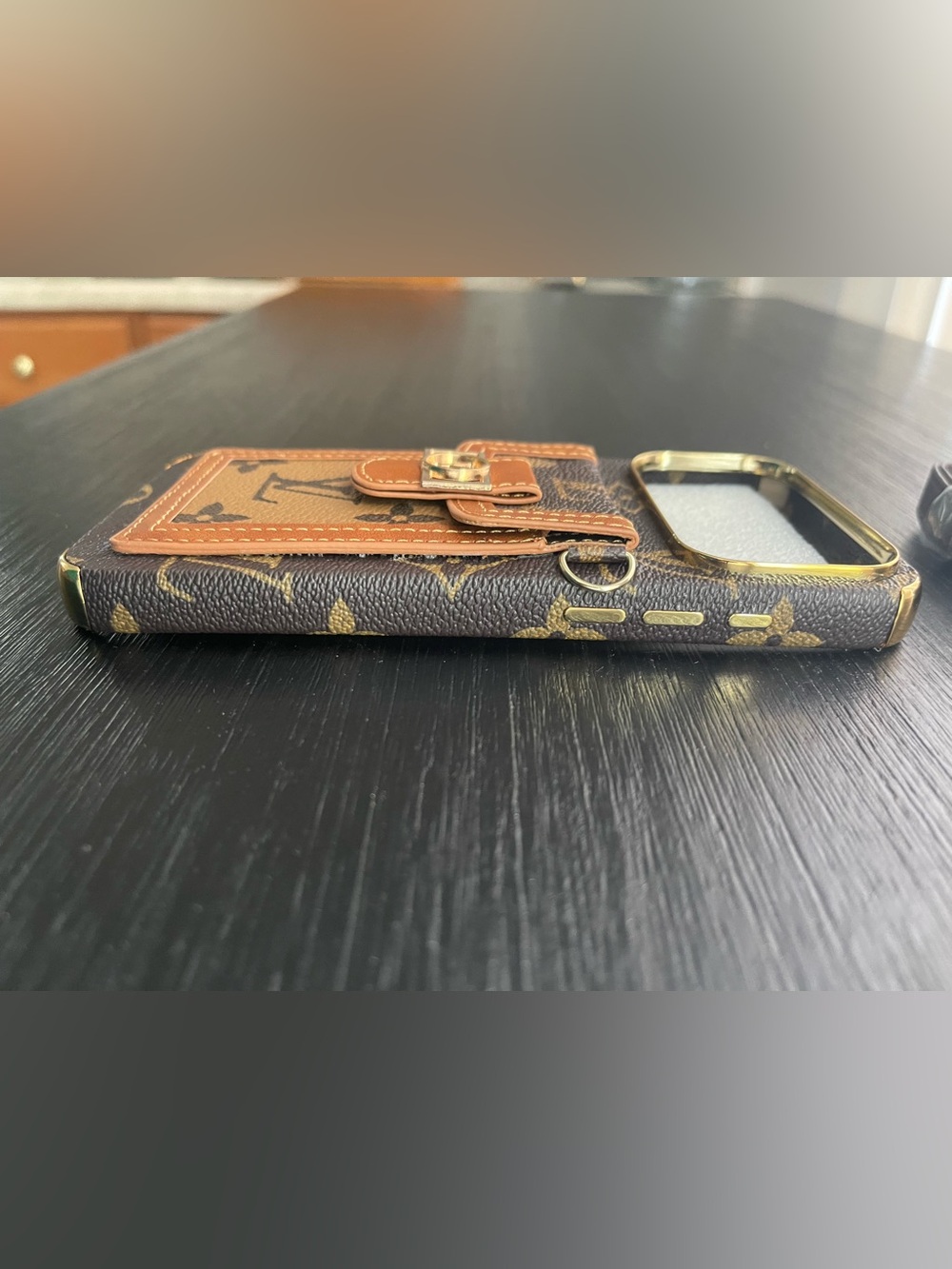 iPhone 17 pro max wallet Crossbody Case with Strap - Picture 3 of 10